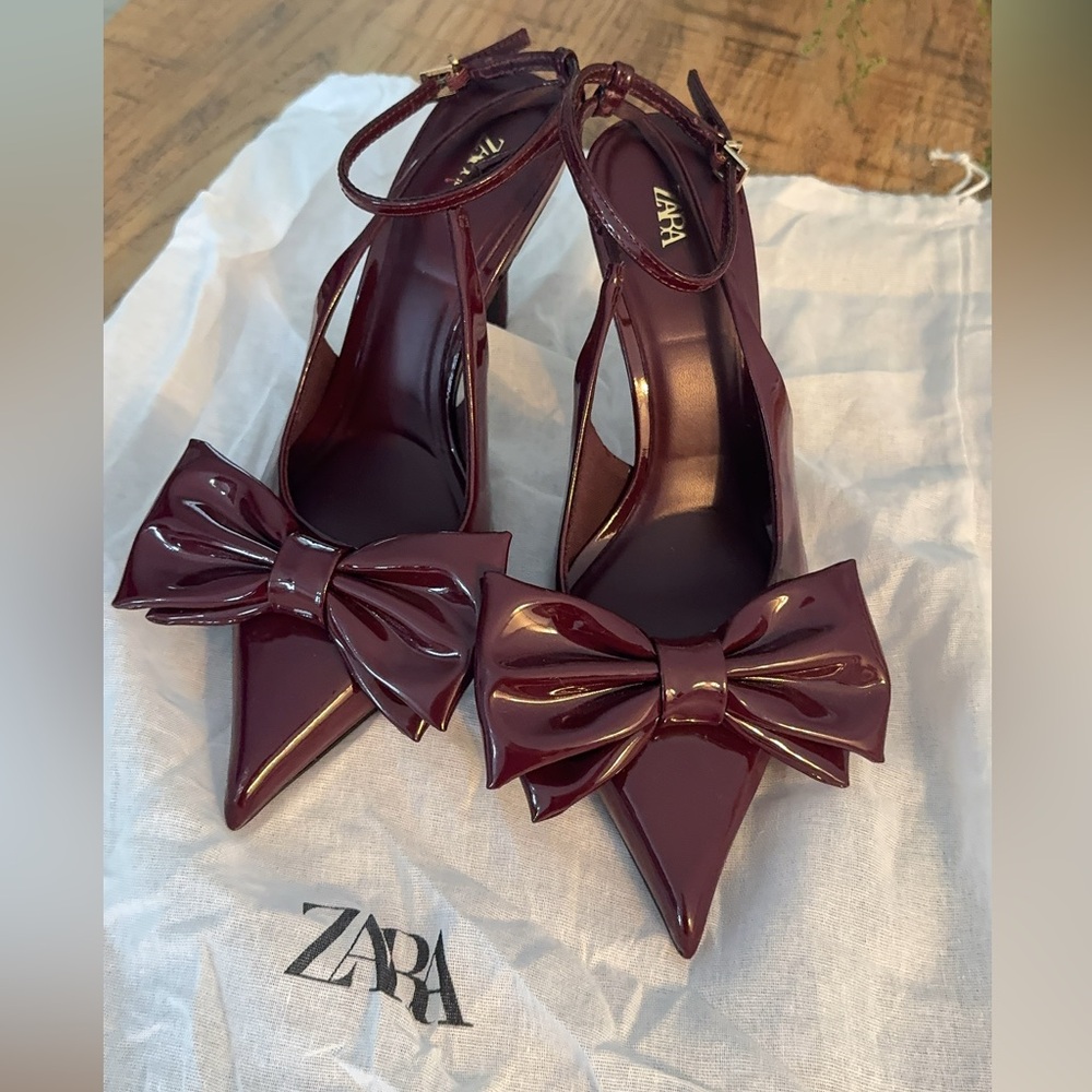 ZARA sling back bow heels